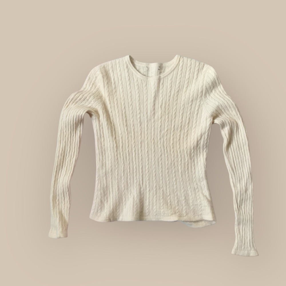 100% cashmere Cream Ribbed Knit Sweater